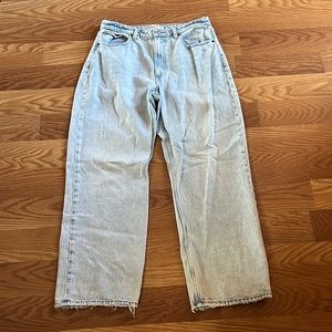 Light wash Abercrombie Jeans